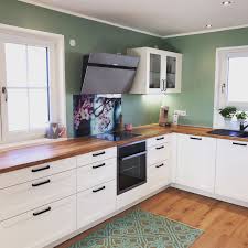 Landhausstil Kuche In 2020 Kuche Landhausstil Kuche Neu Streichen Kuche Landhausstil Weiss