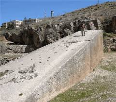 Nadie sabe quién la edificó, ni cuándo, ni cómo. Baalbek Bienvenidos A La Historia Desconocida