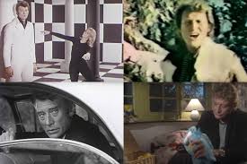 On fait les «quatre cents coups» avec, mais «les cent pas» sans, «les cinq cents mille diables» en sa compagnie et on attend «cent sept ans», toujours sans lui. Johnny Hallyday Un An Deja Quinze Tubes Pour L Eternite