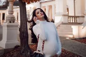 Citește știrile mondene de astăzi. Stiri Mondene Stiri Din Showbiz Cele Mai Noi È™tiri Despre Vedete Pagina 398 Din 2764