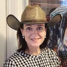 Tara Verville's Instagram, Twitter & Facebook