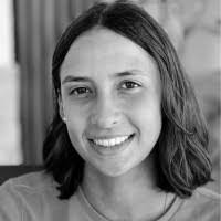 Caroline Kuffer's Instagram, Twitter & Facebook