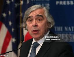 609 Ernest Wilson Photos & High Res Pictures