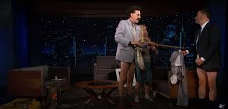 Саша барон коэн, памела андерсон, кен давитян и др. Borat Makes Jimmy Kimmel Strip In Chaotic Late Night Interview Vanity Fair