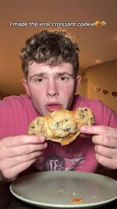 Get baked with these 10-12 minutes at 350 degrees and you good to go😋  #croissantcookie #thefoodguy #foodhacks #foodiefam #letseat