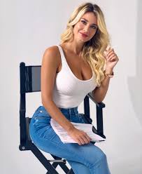 Jun 03, 2021 · diletta leotta e can yaman in vacanza a capri, le foto social 2/8 immagine tratta dal profilo instagram @rossellina91 se rossella fiamingo vanta oltre 270.000 follower, la conduttrice ne conta. Instagram Dilettaleotta 1p Dilettaleotta Dilettaleotta ç¾Žå¥³ æ­£å¦¹ ì•„ë¦„ë‹¤ì›€ Beauty Cute Dilettaleotta Dilettaleotta ç¾Žå¥³ æ­£å¦¹ ì•„ë¦„ë‹¤ì›€ Beauty Cute