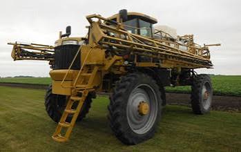 Rogator 1386 Sprayer