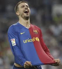 * * * * * super trikot,geiler verein!!! Fc Barcelona Fragt Seine Fans Welches Heimtrikot Ihnen Am Besten Gefallt Nur Fussball