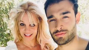 Britney Spears Sebut Mantan Suaminya Sam Asghari "Hadiah dari Tuhan"