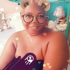 Toni Aiken shares her amazing journey of being raised by deaf parents,  struggling to learn in traditional environments, to being Jamaica's most  recognised sign language interpreter!!!! Watch #OdysseyWithYendi  #BeautyInTheAshes now