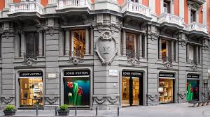 Includes the latest news stories, results, fixtures, video and audio. Louis Vuitton Napoli Store In Napoli Italy Louis Vuitton
