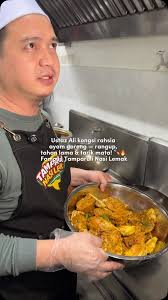 Seriussss, orang sarawak memang KAYA, selain kaya wang ringgit mereka  sangat kaya hati budi, ada yang datang dengan sebab kursus di Kuala Lumpur,  ada yang datang sebab bercuti di sini, tapi pilihan