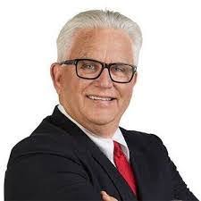 Corey Norvell's Instagram, Twitter & Facebook