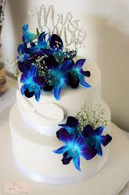 Oh Yes This Is Stunningly Beautiful Love Blue Wedding Cakes With Flowers Orchid Wedding Cake Blue Orchid Wedding