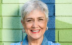 Caroline Baum's Instagram, Twitter & Facebook