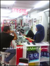 Low medium cost flat for rent : Kedai Optik World Optometry Memang Best Mama Maszull