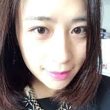 Amy Herod's Instagram, Twitter & Facebook