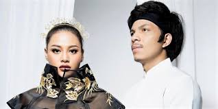 Anang hermansyah mengaku juga ridho dengan keputusan aurel untuk menikah dengan atta. Surat Persetujuan Menikah Tersebar Pekerjaan Atta Halilintar Jadi Sorotan Dream Co Id
