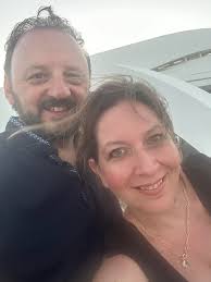 Vacanze terminate 😎😂😍 da domani torno tutta per voi 😆 ❤️ sono riuscita  a rilassarmi un pochino, ci voleva proprio staccare un po'❤️ ma non vi  nascondo che mi siete mancati ❤️