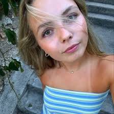 LEAH BULL 🎀 (missbull05)