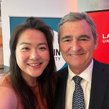 Dr Flora Hui (@drflorahui) • Instagram photos and videos