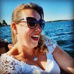 Sandra Mogg's Instagram, Twitter & Facebook