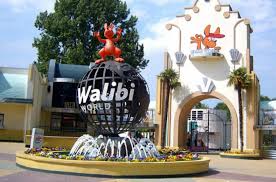 Zeg je rollercoasters, dan zeg je walibi. Walibi Holland Biddinghuizen