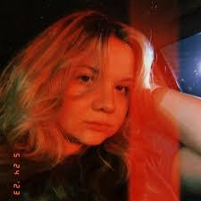 Katie Cushing's Instagram, Twitter & Facebook