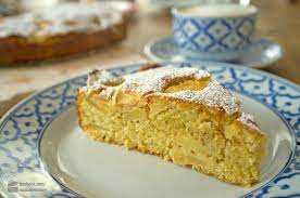 Kokosmasse zu einem gitter auf den kuchen spritzen und weitere 15 min. Apfel Kokos Apfel Kuchen Madame Cuisine