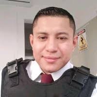 70+ perfiles de «Jefferson Fernando»