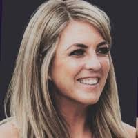 Joy Wills's Instagram, Twitter & Facebook