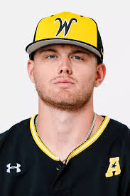 Derek Shaver's Instagram, Twitter & Facebook