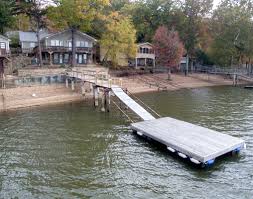 Go camping near the best alabama state parks: Pier Paradise Pickwick Cabin Rentals 731 926 0803