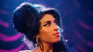 Amy Winehouse'un Özel Eşyaları eBay'de Satışa Sunuldu