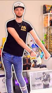 Ready to do some forbidden dancing in front of all the no dancing signs? Fortnite Ali A Cringe Level 99 Fortnite Season 7