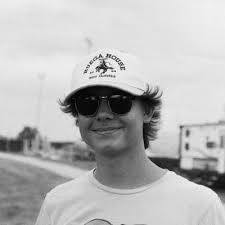 Zach Russell (@itisZachRussell)