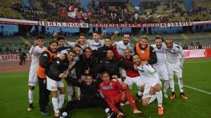 Bari calcio on wn network delivers the latest videos and editable pages for news & events, including entertainment, music, sports, science and more, sign football club bari 1908 is an italian football club founded in 1908, they are based in bari, apulia and plays in serie b. Calcio Il Bari Sfonda In Extremis Il Bunker Della Palmese 1 0 La Turris E A 6 Punti La Repubblica