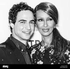 Posen zac Black and White Stock Photos & Images