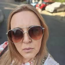 Aaa nisam,planirala . Nisam znala da ce biti lep dan kao samo do poste😉  izvini