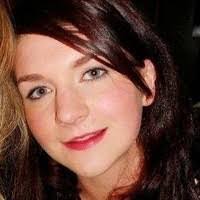 Sarah Hooker's Instagram, Twitter & Facebook