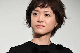 平野レミの息子（長男）の嫁 平野レミさんの長男は 和田唱 さん(1975年生まれ)。 ロックバンド・ トライセラトップス のボーカル・ギターを務める。 ä¸Šé‡Žæ¨¹é‡Œã®æ—¦é‚£ã¯å¹³é‡Žãƒ¬ãƒŸã®æ¯å­ æ…‹åº¦ãŒãƒ‡ã‚«ã„å«ã«å§'ãŒãƒ–ãƒã‚®ãƒ¬