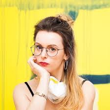 Tina Hoppe's Instagram, Twitter & Facebook