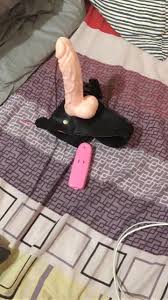 بيع الادوات الجنسية on X: قضيب صناعي ابو الحزام مع جهاز هزاز مستخدم للبيع  بسعر مناسب 75$ t.coyYa5nM5ub7  X