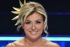 T. Danny barátnője bevállalós ruhában: a Dancing döntőjében ilyen dögös  volt