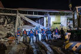 A strong earthquake jolted the southern philippines on sunday, killing at least one person and causing a. Philippines Earthquake Magnitude 6 3 Shakes Manila Buildings Bloomberg