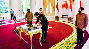 Maybe you would like to learn more about one of these? Presiden Ri Resmikan Sekolah Vokasi Undip Saat Pandemi Belajarapapun Com