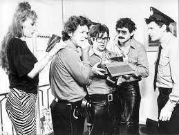 Fue parte de la famosa brigada explosiva de las películas de humor de los '80, interpretó a foderone en mesa de noticias del viejo atc y hasta fue corista de susana giménez. Brigada Explosiva Wikipedia La Enciclopedia Libre