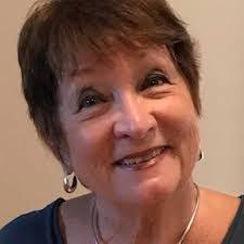 Kay Lamb's Instagram, Twitter & Facebook