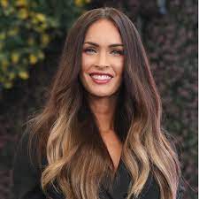 Megan fox ungeschminkt blonde schönheit schneewittchen schöne menschen magen haare und celebrity #1: Megan Fox Macht Sie Damit Ihre Neue Beziehung Offiziell Gala De
