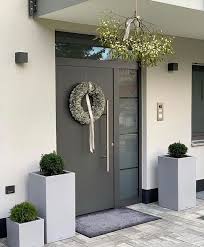 Pin Von Melanie Auf House Designs Exterior Moderner Eingangsbereich Haustur Dekor Moderne Eingangstur